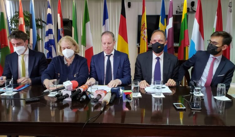 Embajadores de la UE fijan posición en Bolivia y condenan invasión de Rusia a Ucrania