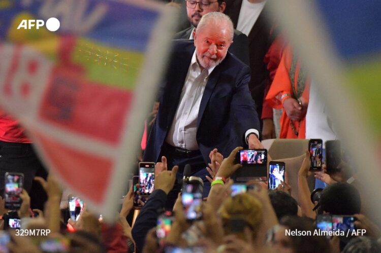 Lula lanza su candidatura a la presidencia para ‘reconstruir’ Brasil