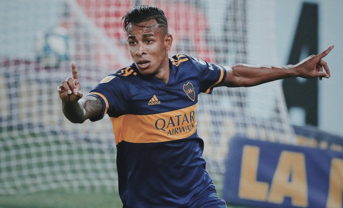 Polémica en Argentina por la inclusión de Villa en la final de la liga de fútbol