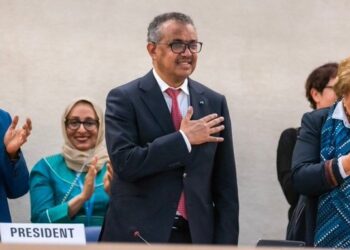 Tedros es reelegido director de la OMS por cinco años
