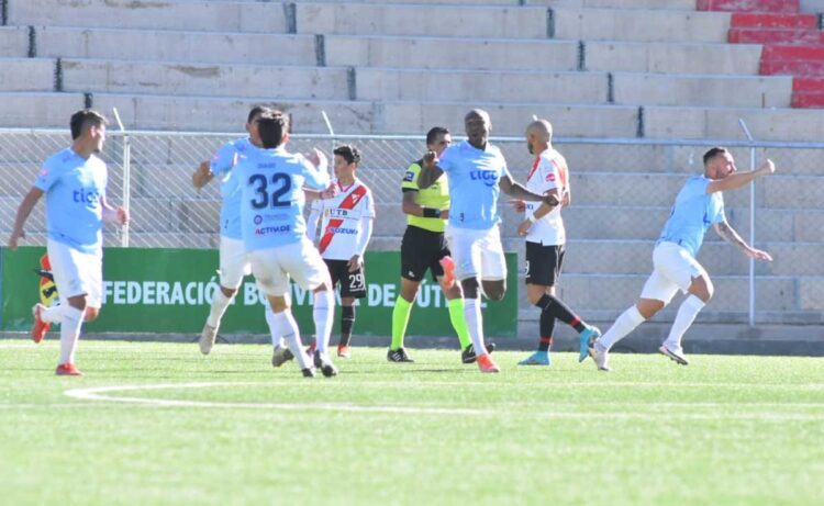 Aurora frena a Always Ready en El Alto