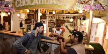 Cholahuasi: Rescate de los secretos de la noche paceña