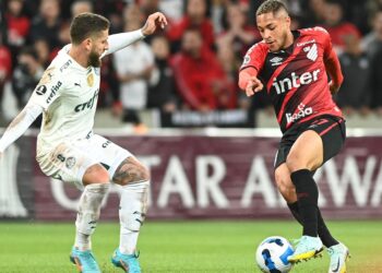 Paranaense gana 1-0 al Palmeiras en ida de las semifinales de la Libertadores