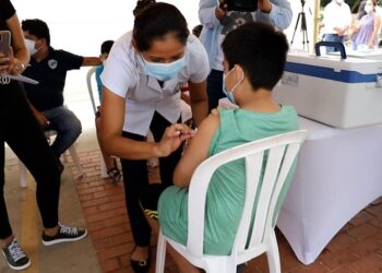 Santa Cruz y Cochabamba impulsan la llegada de la quinta ola del COVID-19