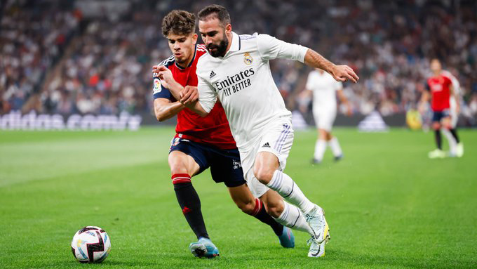 Real Madrid cede los primeros puntos de la temporada, Barça nuevo líder