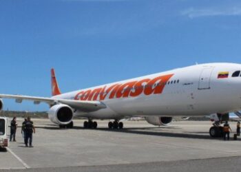 Desvían a Bolivia avión venezolano-iraní que debí aterrizar en Argentina