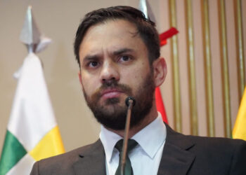 Diputado Arce ve que interpelación a Del Castillo puede acabar en un ‘jalón de orejas’