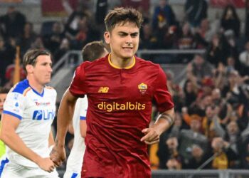 Dybala se lesiona y podría ser baja hasta 2023, según Mourinho