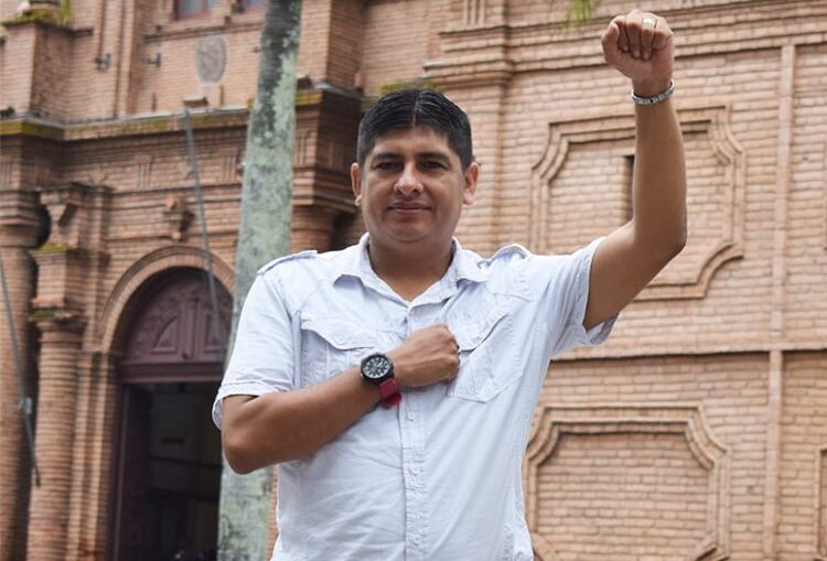 El MAS anuncia expulsión y pérdida de curul del diputado cruceño Rolando Cuellar
