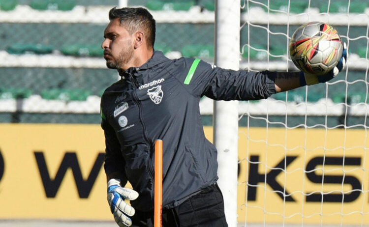 Daniel Vaca se queda en La Paz por un tema familiar