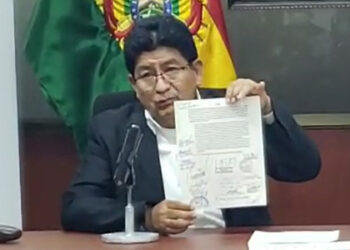 Gobierno amplía plazo para renovación de buses, transporte internacional levanta bloqueos