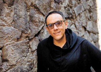 Alberto Chimal: ‘El humor es una forma de descuadrarnos del mundo’