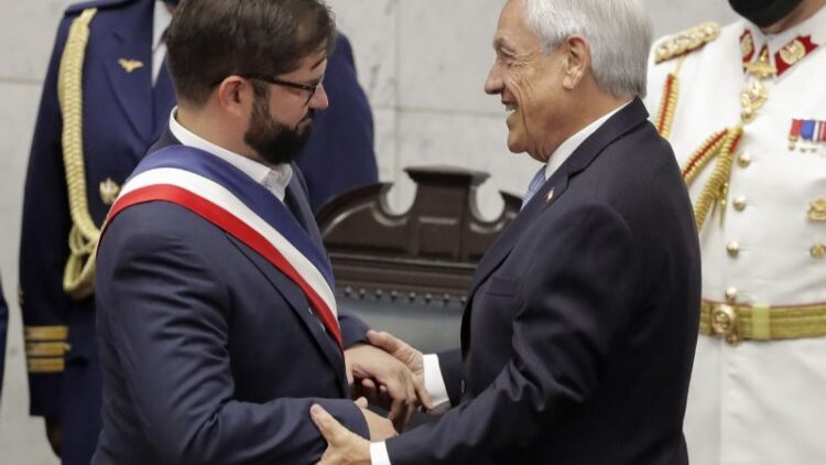 Boric llega a la presidencia de Chile como promesa de una nueva izquierda