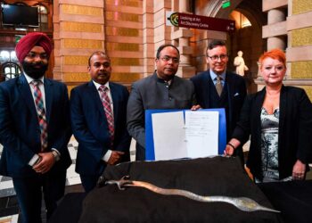 Reino Unido devuelve a India objetos saqueados durante la época colonial