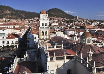 En Sucre aprueban ley para exigir carnet de vacunación anti COVID-19 para ingresar a la ciudad