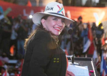 Xiomara Castro, de primera dama a primera presidenta de Honduras