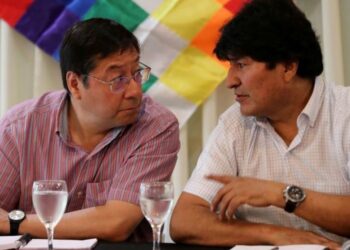 El presidente Luis Arce y el exmandatario Evo Morales, en una reunión pasada.