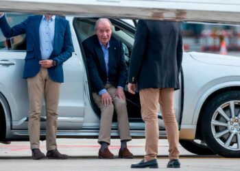Juan Carlos I vuelve por primera vez a España tras dos años de exilio