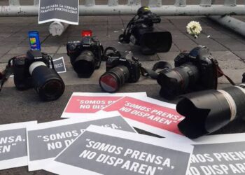 Asesinan a dos periodistas mexicanas e indagan si hay nexo con su oficio