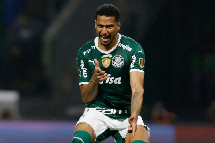 El bicampeón Palmeiras avanza a semis de Libertadores al vencer 6-5 a Mineiro en penales