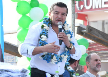 En contraste a Camacho, Fernández dice que invitará a autoridades del Gobierno a festejos de Santa Cruz