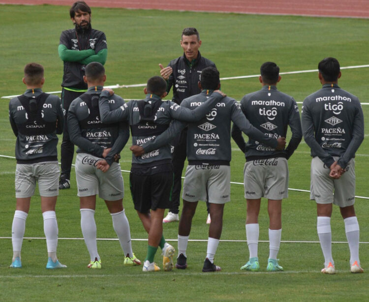 Las Sub-15 y 17 de la Verde trabajan en Santa Cruz