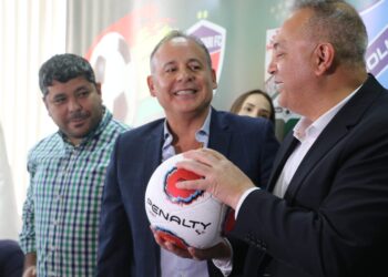 S-11 Ecoknit es el nuevo balón del fútbol boliviano