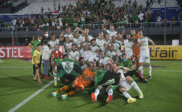 Los penales le permiten al América Mineiro continuar con el sueño en la Libertadores