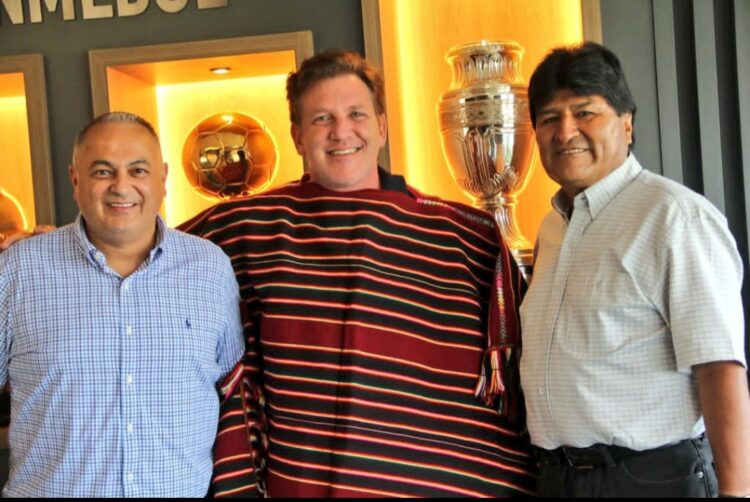 Evo Morales apoya a la FBF para tener el Mundial y una final internacional