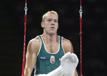 Muere por COVID-19 exgimnasta húngaro Csollany, doble medallista olímpico