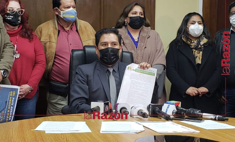 Suspenden hasta el 19 de abril negociación Gobierno-médicos