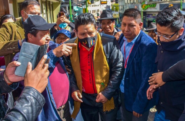 El gobernador Quispe logra revocar su detención domiciliaria: ‘Tengo tantas ganas de trabajar’