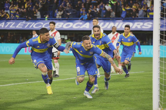 Boca vence 1-0 a River en el Superclásico del fútbol argentino