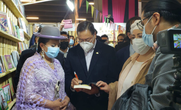Arce abre la FIL La Paz con el compromiso de que los libros bolivianos lleguen a ferias internacionales