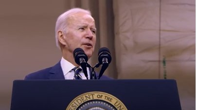 Biden reprende a la industria del petróleo por el precio de los combustibles