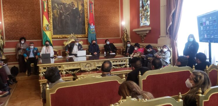 El COEM rechaza propuesta de suspender uso de barbijo y deja sin efecto restricciones por COVID-19