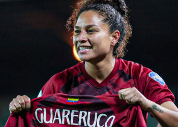 Venezuela vence 2-0 a Perú en Copa América Femenina con su estrella Deyna Castellanos