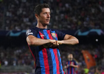 Primer hat-trick de Lewandowski en Champions con el Barça