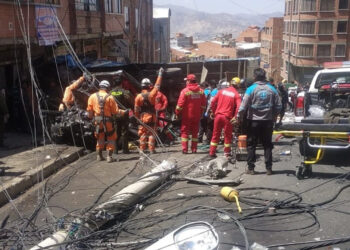 Dos familiares de vocal del TSE perecen en el accidente de Tembladerani