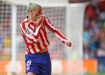 Griezmann da el triunfo al Atlético en un final loco contra el Oporto