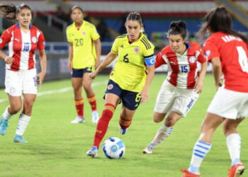 La anfitriona Colombia golea 4-2 a Paraguay en la primera jornada de la Copa América Femenina