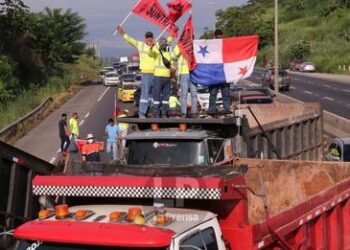 Alza de combustible y corrupción ponen a Panamá al borde de un estallido social