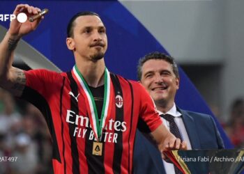 Ibrahimovic prolonga su aventura en el Milan con casi 41 años