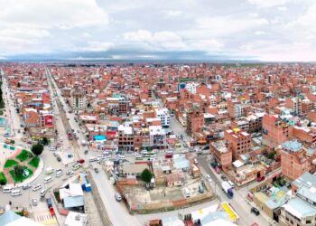 La cuidad de El Alto en su resplandor. Foto: GAMEA