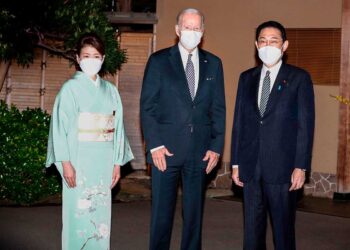 EEUU refuerza vínculos con Japón y presenta iniciativa comercial asiática