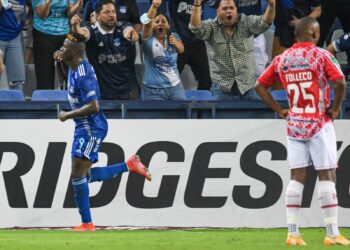 Emelec golea 7-0 a Independiente Petrolero y pasa a octavos de Libertadores