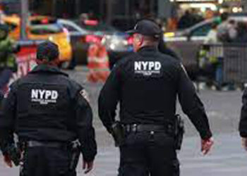 Nueva York prohíbe llevar armas de fuego en Times Square