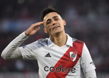 River golea y se acerca al líder en la Liga argentina; agónico triunfo de Boca