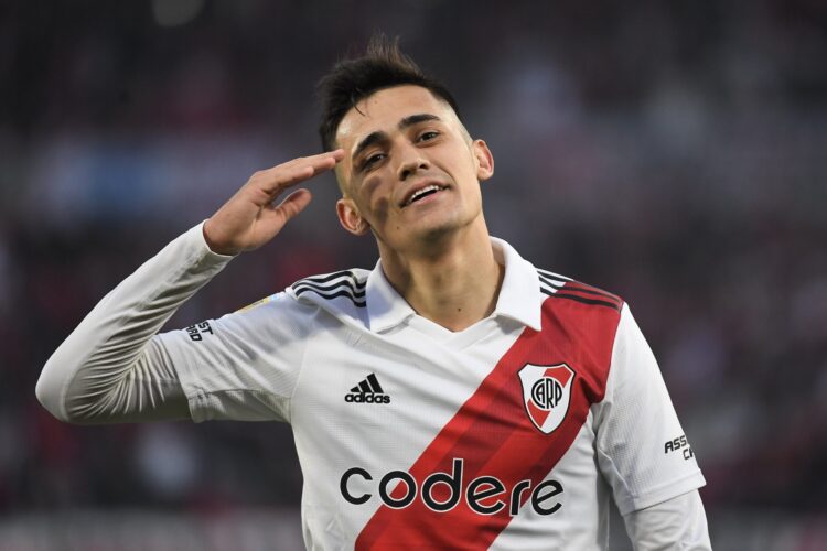 River golea y se acerca al líder en la Liga argentina; agónico triunfo de Boca