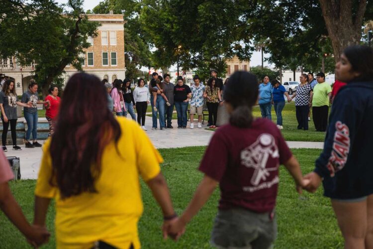 Un adolescente mata a 19 niños y dos maestros en una escuela primaria en Texas